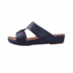 Picture of Black Plain Slippers St Mario For Men