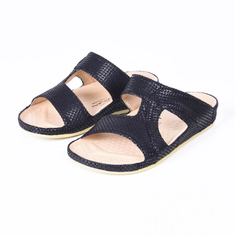 Picture of Black Slippers Gazal Model 402 For Boys