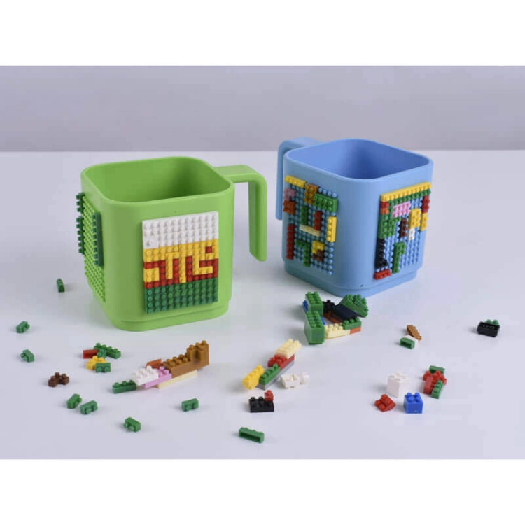 صورة طقم كأسين مع تركيب للأطفال