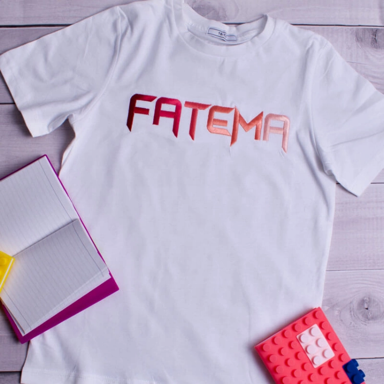 Picture of Gradient Red Embroidered T-shirt