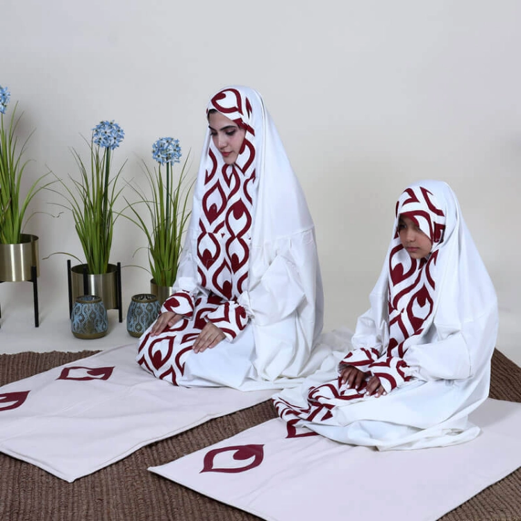 Picture of Prayer Set Design M2-1 (With Name Embroidery Option)