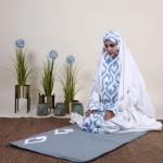 Picture of Prayer Set Design M2-4 (With Name Embroidery Option)