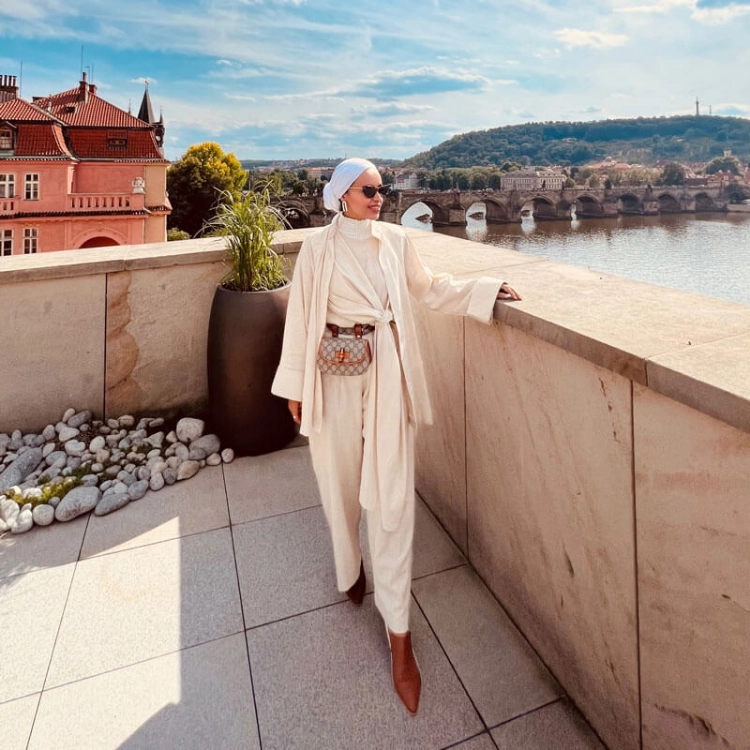 Picture of Light Beige Seychelles Set From Lulwa Al Khattaf