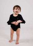 صورة بدلة أطفال بأكمام طويلة متعددة الألوان (مع تطريز الاسم)