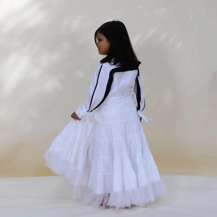 Picture of White And Black Pastel Set Skirt With Crop Top For Girls