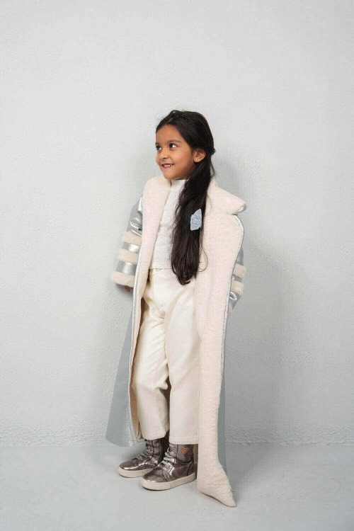 Picture of 7481 Silver Furwa With Side Pockets FW2023