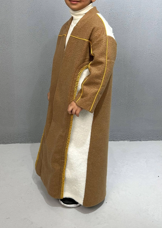 Picture of 7512 Brown Furwa With White Patch For Boys FW23